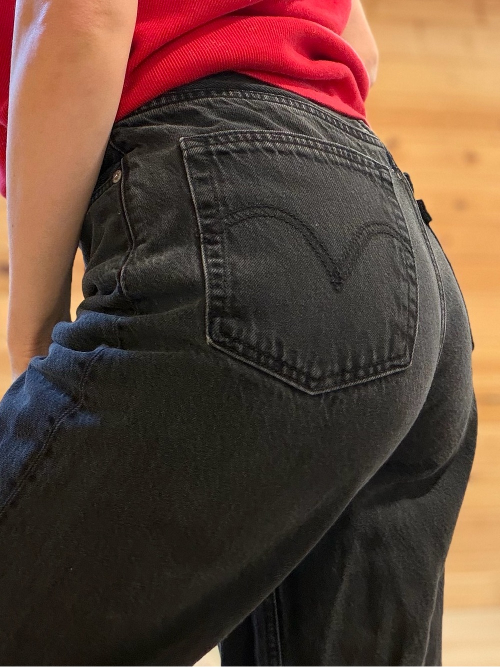 Levi's Vintage Retro Look High Loose Black Denim Jeans Grunge 90s Fashion 27